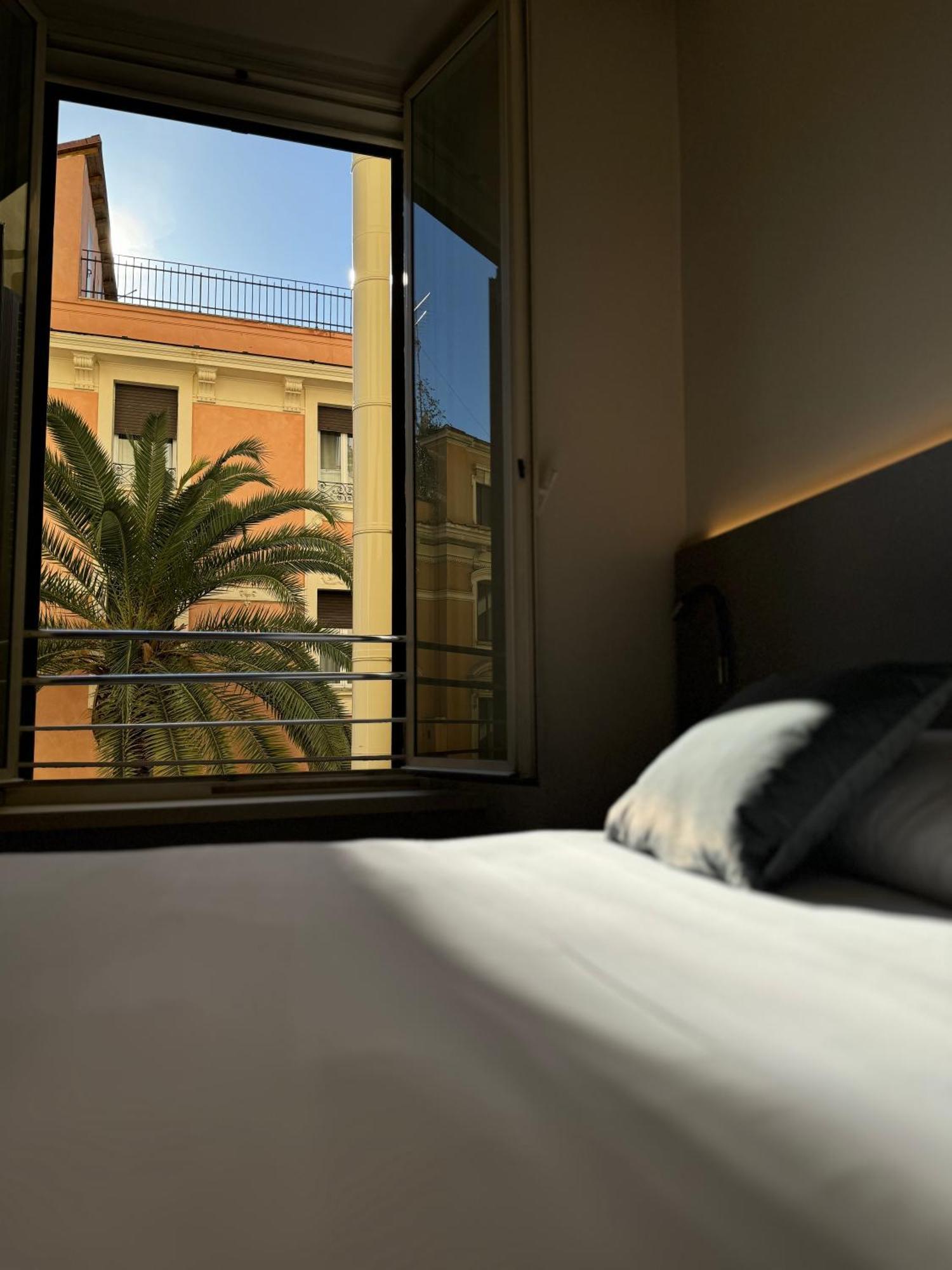 Honeycomb Guesthouse Rome Exterior photo