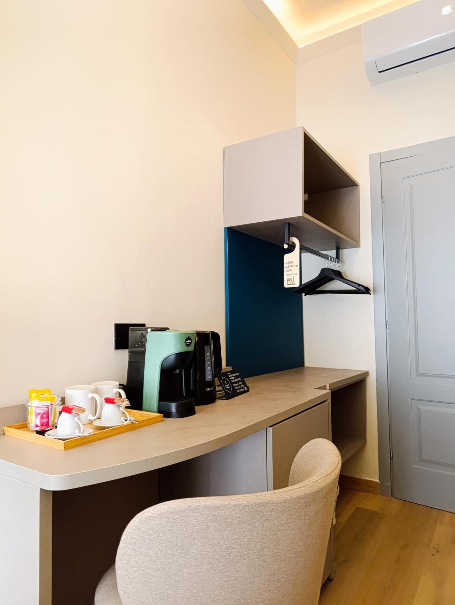 Honeycomb Guesthouse Rome Exterior photo